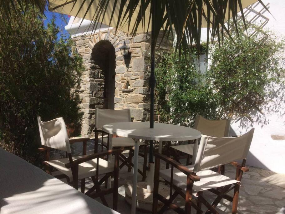 Guesthouse In Drios, Paros Island, Greece. エクステリア 写真